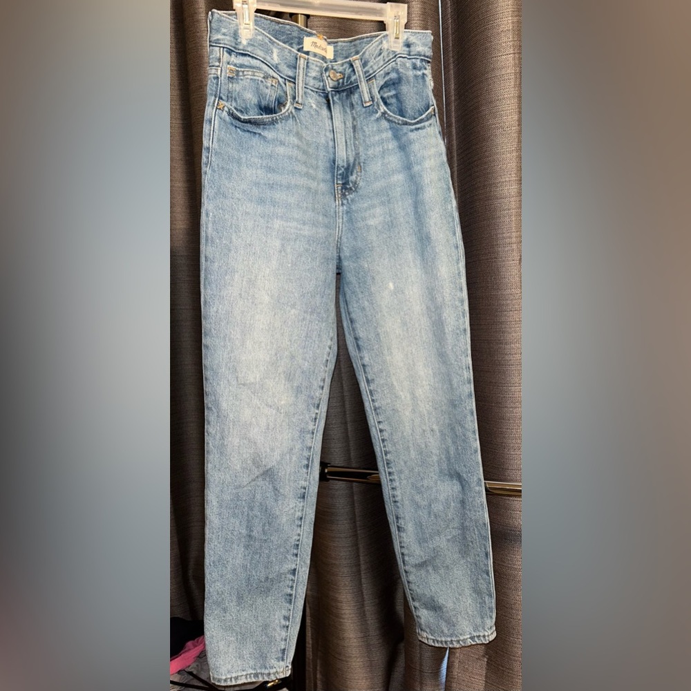 Madewell mom jeans - size 23